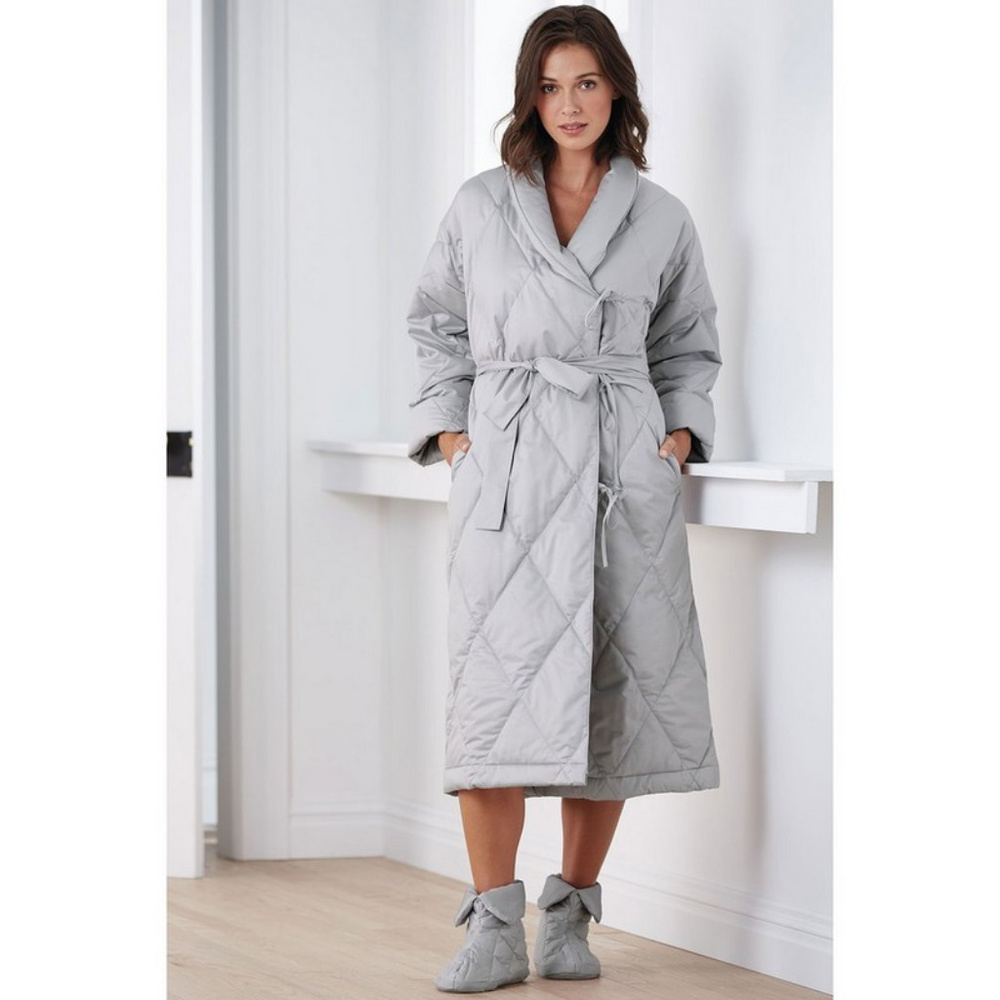 🎁 NWOT The Company Store Down Robe warm 🎁